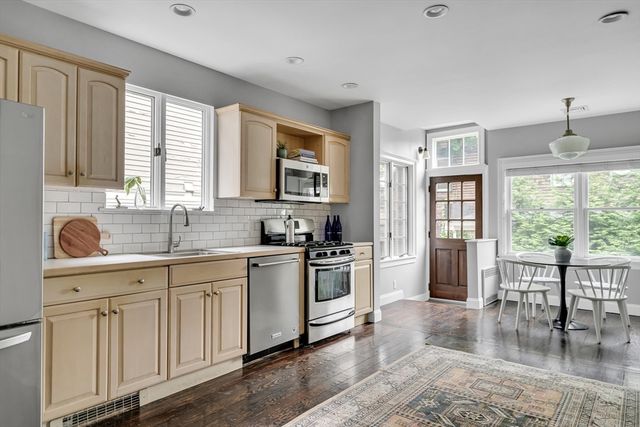 14 Buena Vista Park -, Cambridge, MA 02140