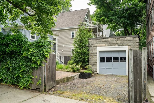 14 Buena Vista Park -, Cambridge, MA 02140