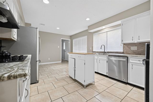 6122 Sanford Road, Houston, TX 77096