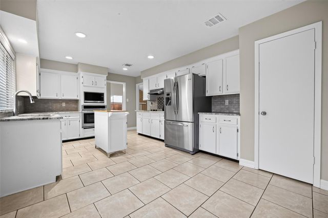 6122 Sanford Road, Houston, TX 77096