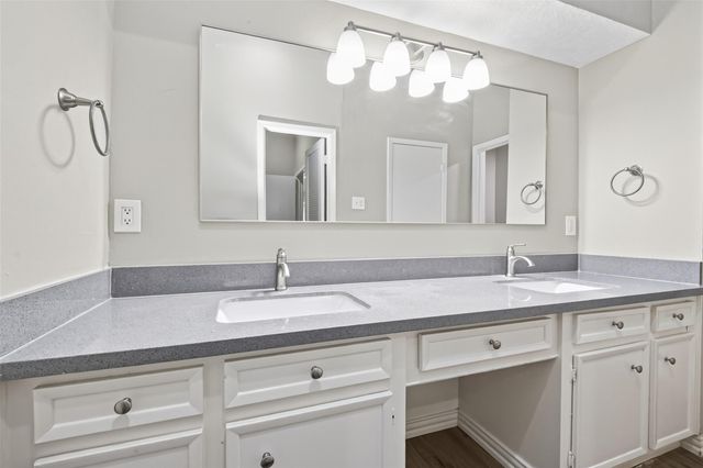 6122 Sanford Road, Houston, TX 77096