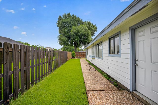 6122 Sanford Road, Houston, TX 77096