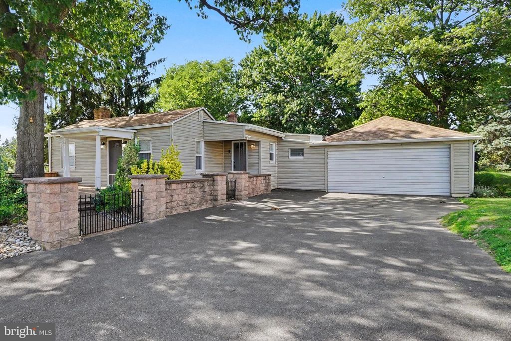 55 CENTRAL AVE, York, PA 17406