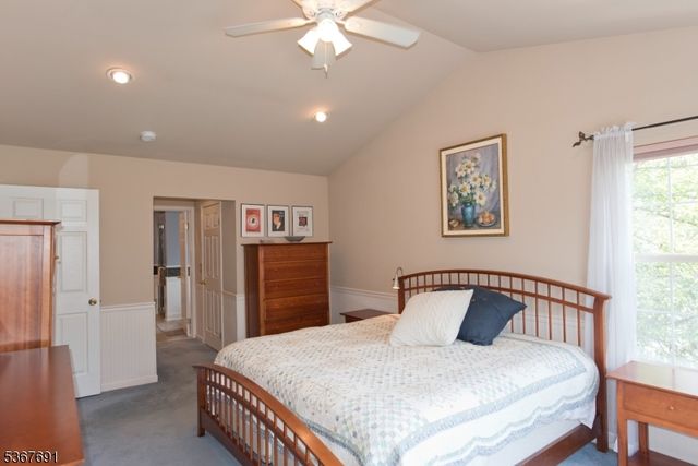 425 Diablo Ct, Mahwah Twp., NJ 07430