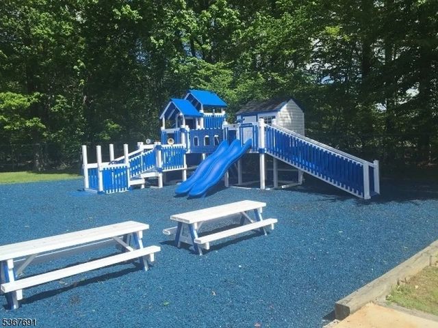 425 Diablo Ct, Mahwah Twp., NJ 07430