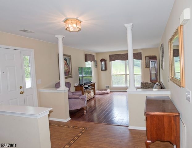 425 Diablo Ct, Mahwah Twp., NJ 07430