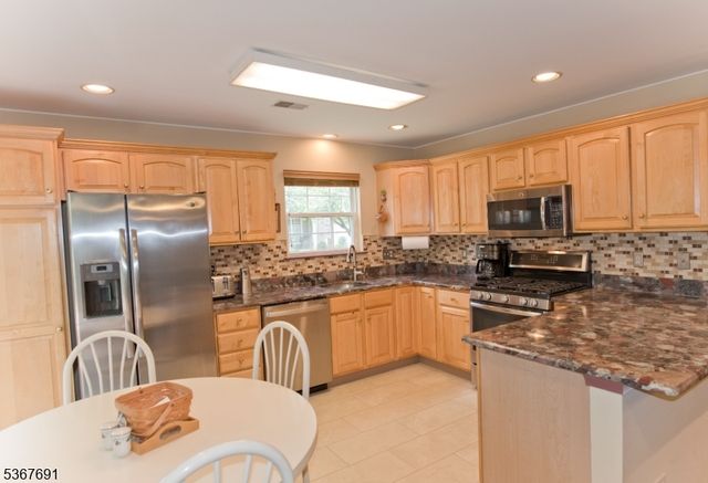 425 Diablo Ct, Mahwah Twp., NJ 07430