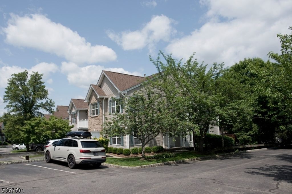425 Diablo Ct, Mahwah Twp., NJ 07430
