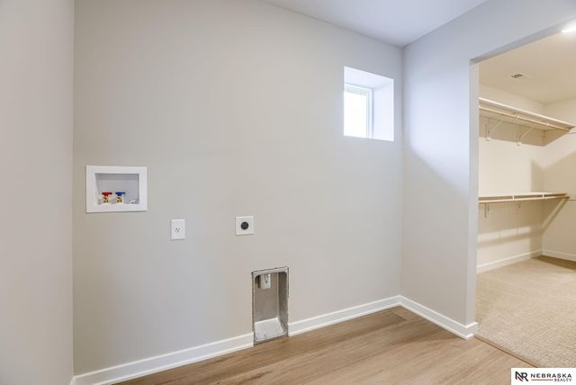 12202 S 111th Street, Papillion, NE 68046