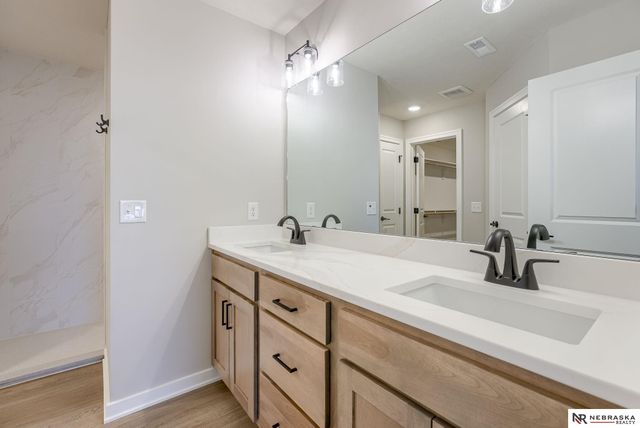 12202 S 111th Street, Papillion, NE 68046