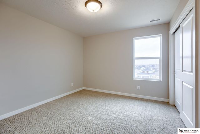 12202 S 111th Street, Papillion, NE 68046