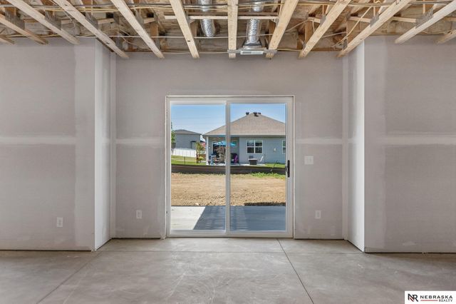 12202 S 111th Street, Papillion, NE 68046