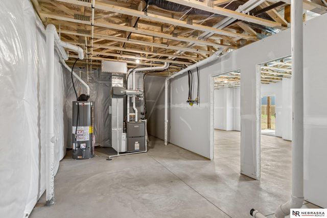 12202 S 111th Street, Papillion, NE 68046