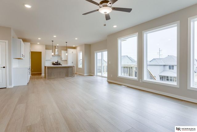 12202 S 111th Street, Papillion, NE 68046