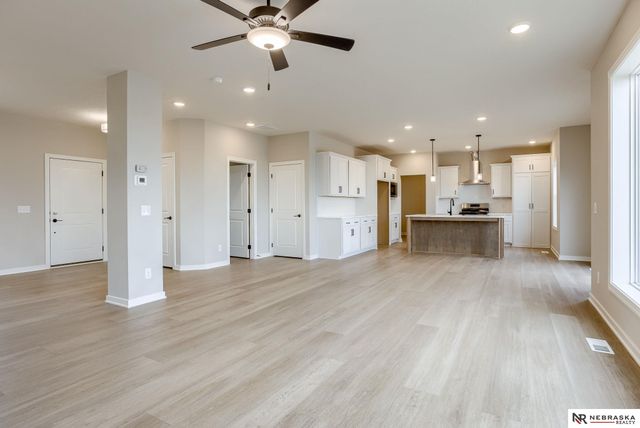 12202 S 111th Street, Papillion, NE 68046