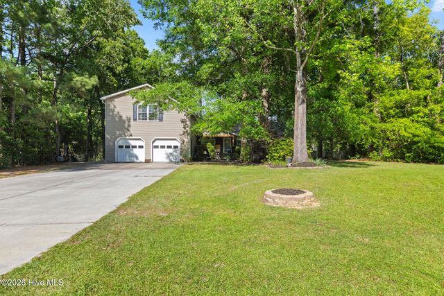 346 Knollwood Drive, Hampstead, NC 28443
