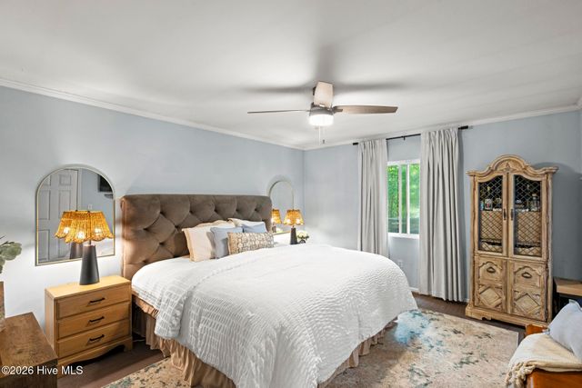 346 Knollwood Drive, Hampstead, NC 28443