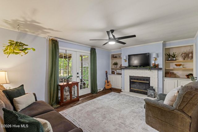 346 Knollwood Drive, Hampstead, NC 28443