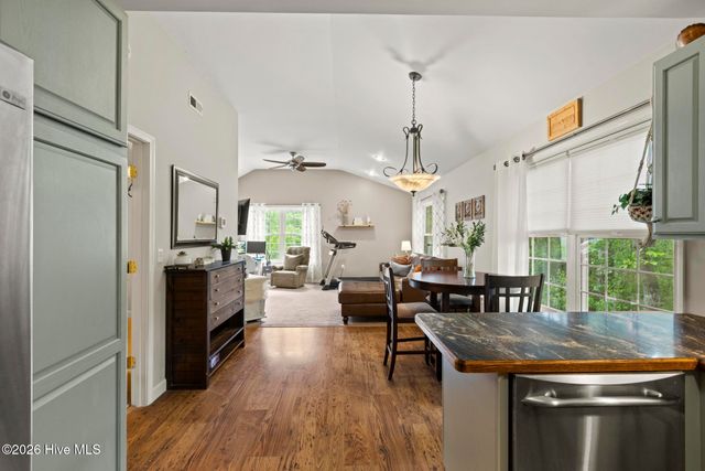 346 Knollwood Drive, Hampstead, NC 28443