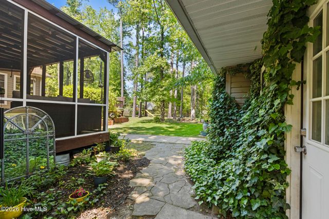 346 Knollwood Drive, Hampstead, NC 28443