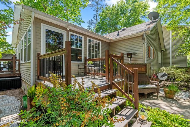 346 Knollwood Drive, Hampstead, NC 28443