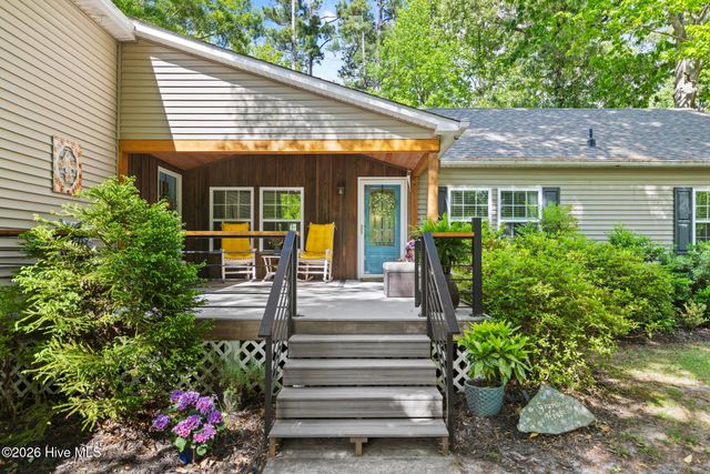 346 Knollwood Drive, Hampstead, NC 28443