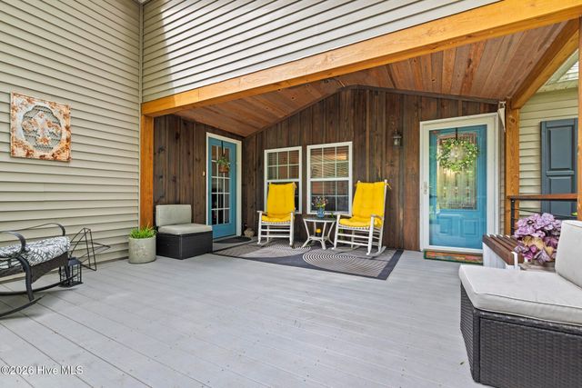 346 Knollwood Drive, Hampstead, NC 28443