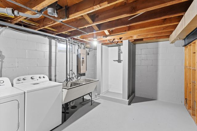 2138 3rd Street E, Saint Paul, MN 55119