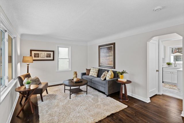 2138 3rd Street E, Saint Paul, MN 55119