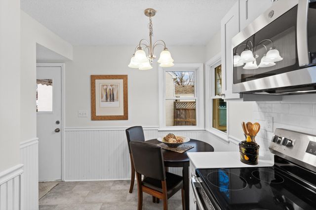 2138 3rd Street E, Saint Paul, MN 55119