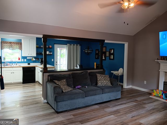 392 Ivy Hills Circle, Mount Airy, GA 30563