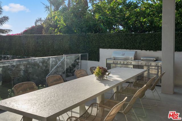 938 Palisades Beach Road, Santa Monica, CA 90403