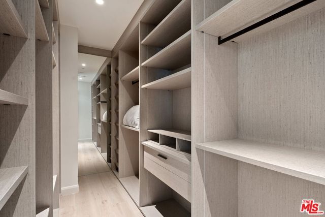 938 Palisades Beach Road, Santa Monica, CA 90403