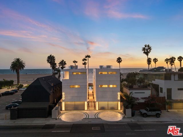 938 Palisades Beach Road, Santa Monica, CA 90403