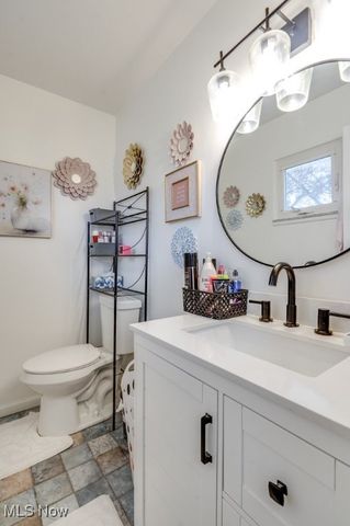 354 Hiwood Avenue, Munroe Falls, OH 44262