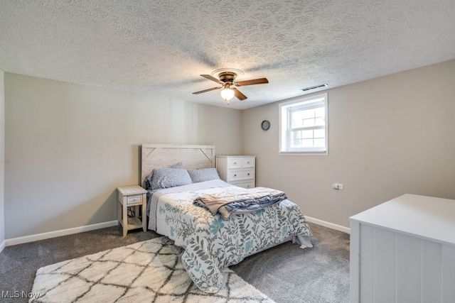 354 Hiwood Avenue, Munroe Falls, OH 44262