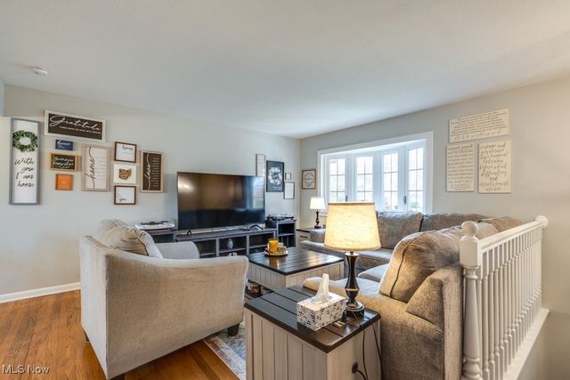 354 Hiwood Avenue, Munroe Falls, OH 44262