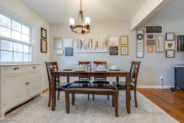 354 Hiwood Avenue, Munroe Falls, OH 44262