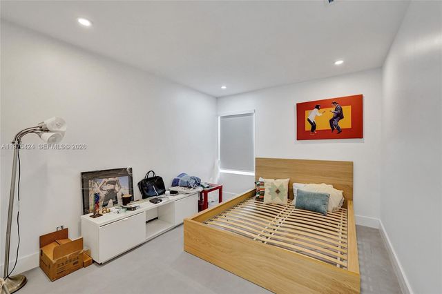 3371 SW 51st St, Hollywood, FL 33312