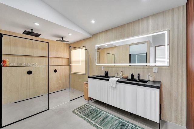 3371 SW 51st St, Hollywood, FL 33312