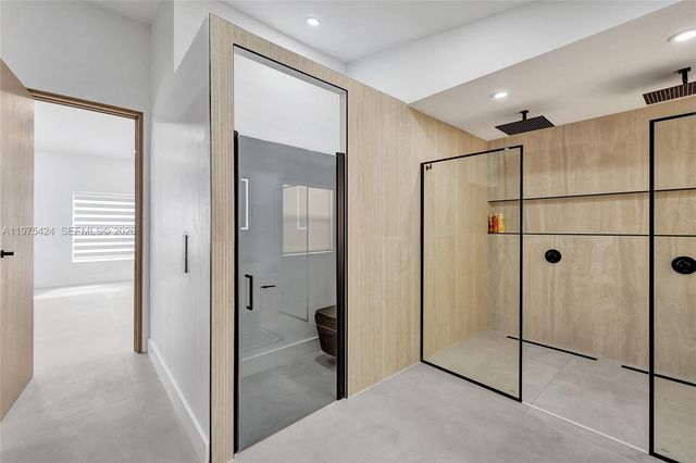 3371 SW 51st St, Hollywood, FL 33312