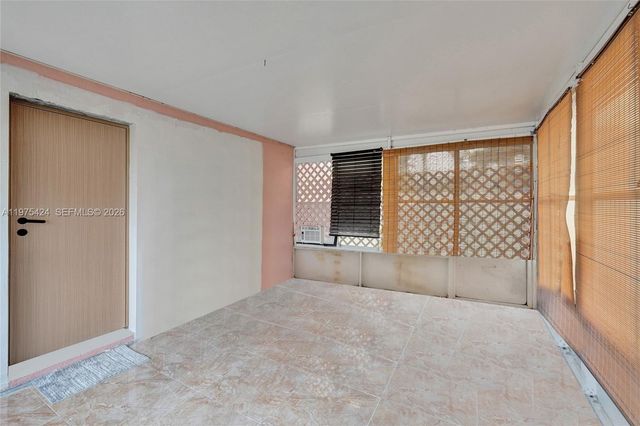 3371 SW 51st St, Hollywood, FL 33312