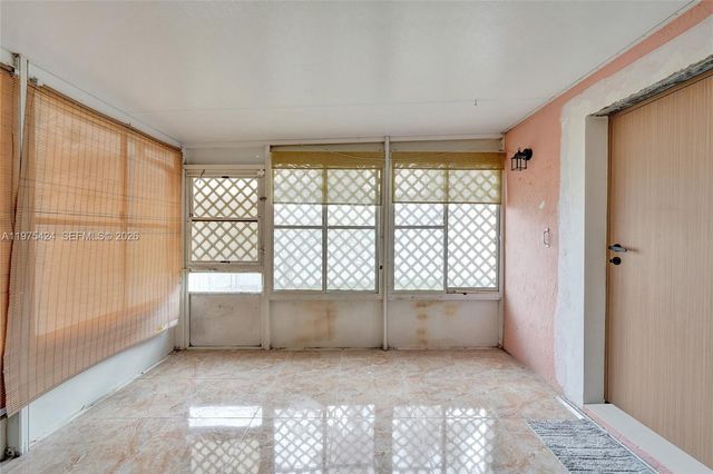 3371 SW 51st St, Hollywood, FL 33312