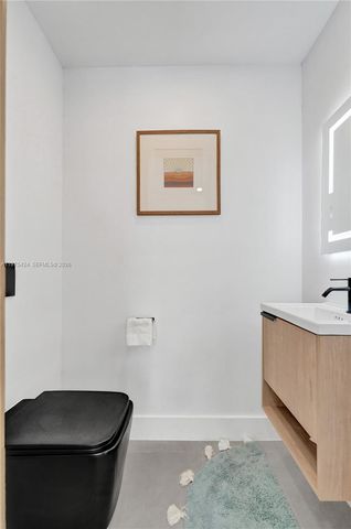 3371 SW 51st St, Hollywood, FL 33312