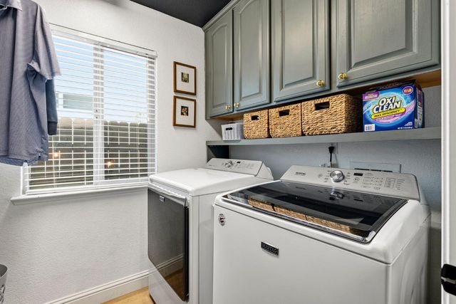 1924 Saint Patrick Way, Roseville, CA 95747