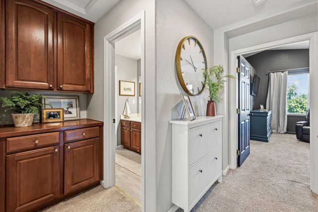 1924 Saint Patrick Way, Roseville, CA 95747