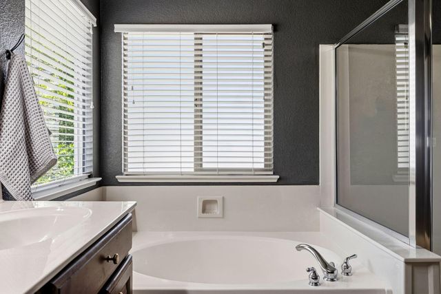 1924 Saint Patrick Way, Roseville, CA 95747