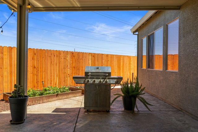 1924 Saint Patrick Way, Roseville, CA 95747