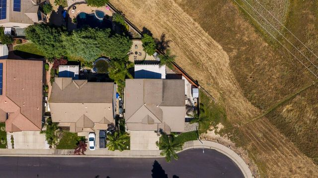 1924 Saint Patrick Way, Roseville, CA 95747