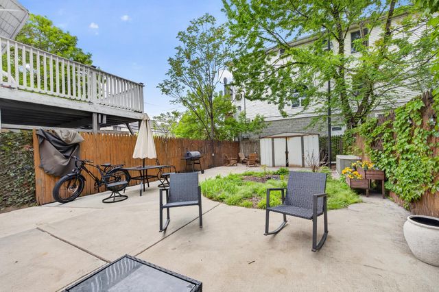 129 AVENUE E, Bayonne, NJ 07002
